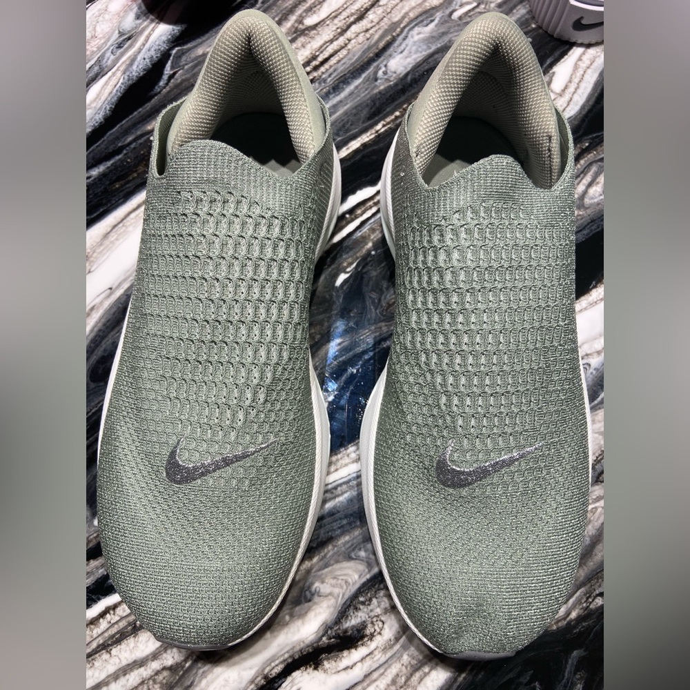 Nike Reina Easy on women’s shoes